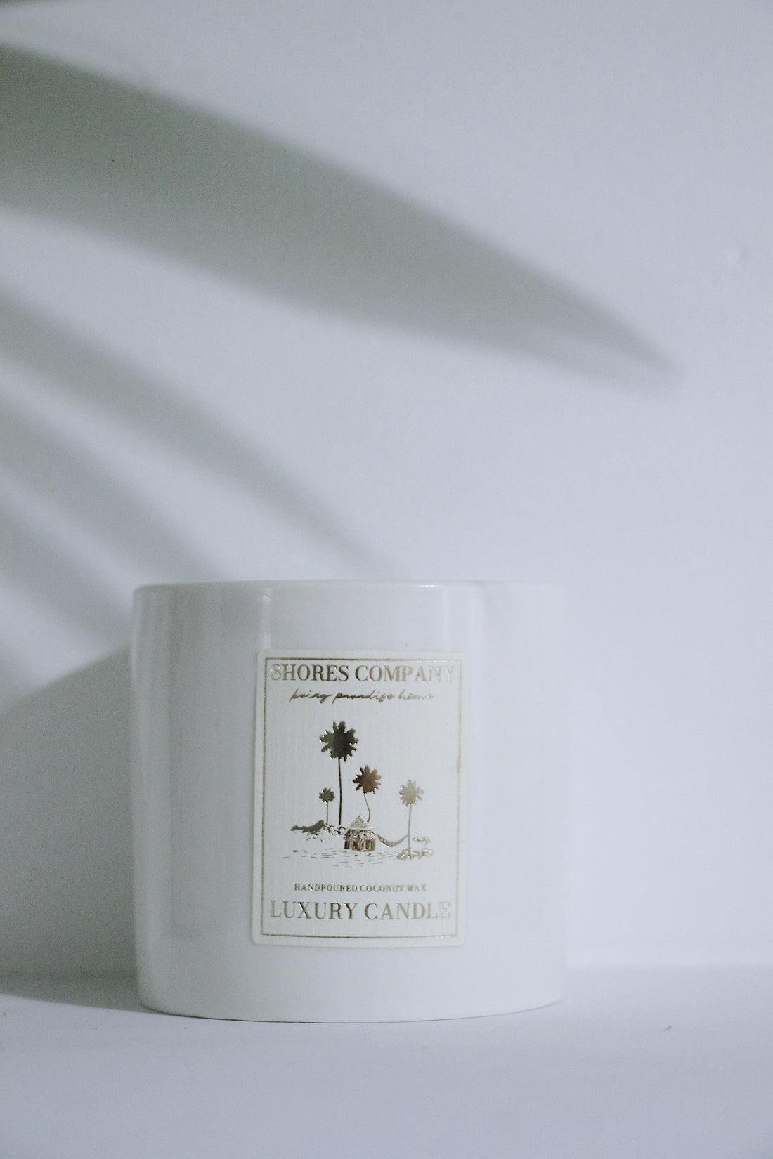 Why Coconut Wax Is the Secret to Long-Lasting, Fragrant Candles: A Comparison to Soy, Paraffin, and Beeswax