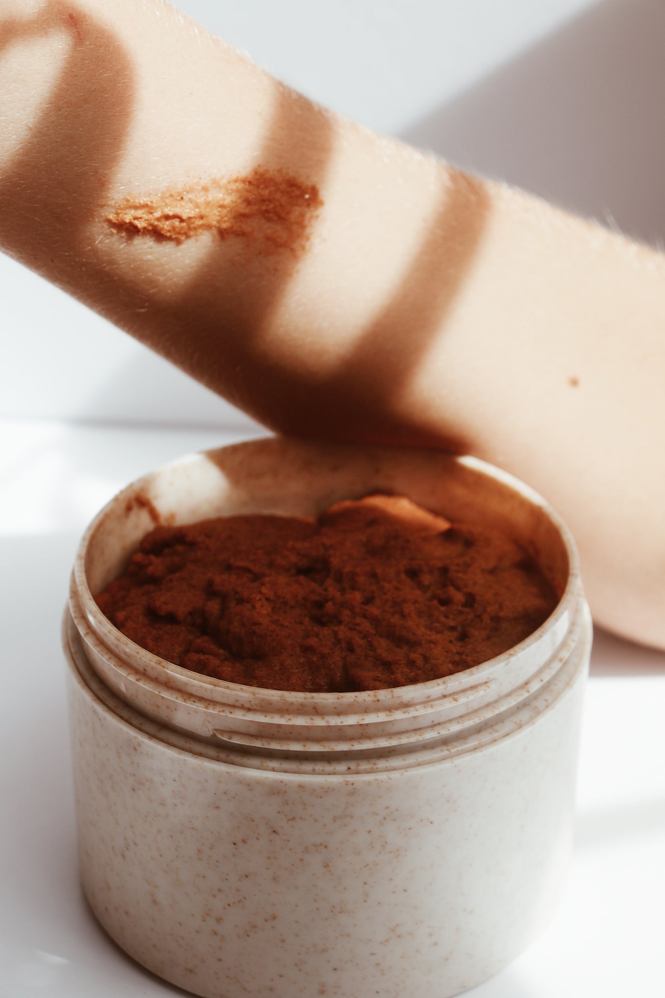 Driftwood Body Polish – luxurious, natural exfoliating polish by Shores Company for soft, refreshed skin.